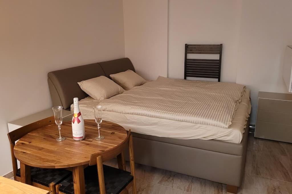Luxusni Apartman Nedaleko Centra براغ المظهر الخارجي الصورة